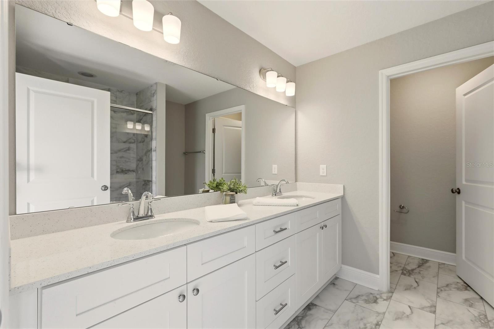 SUN N LAKE - Residential