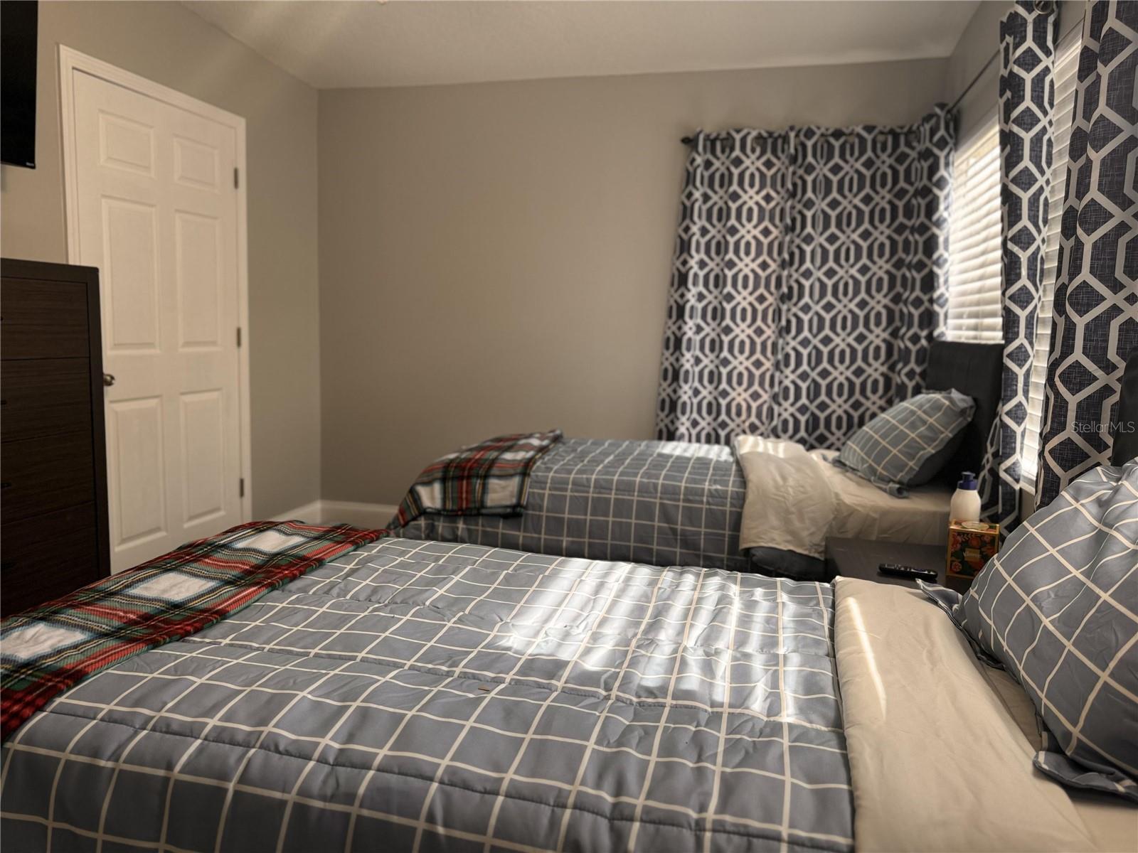 SOUTH PINECREST 3RD ADD - Residential