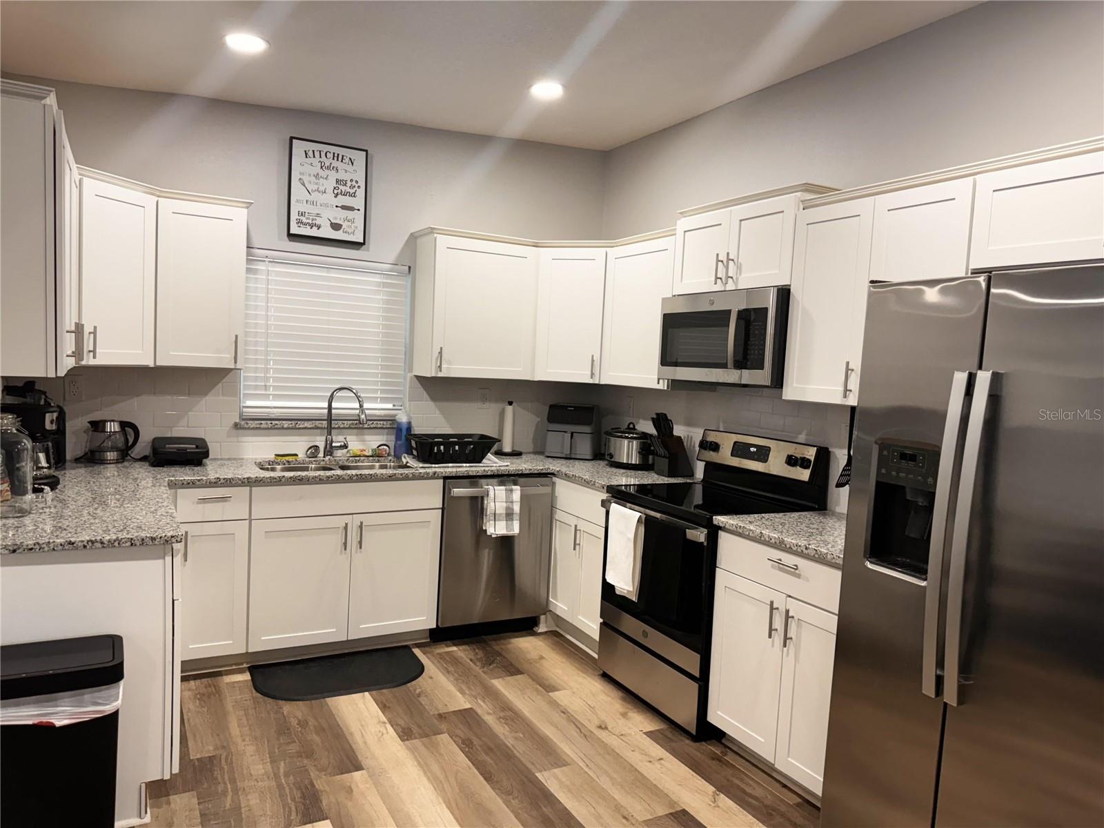 SOUTH PINECREST 3RD ADD - Residential