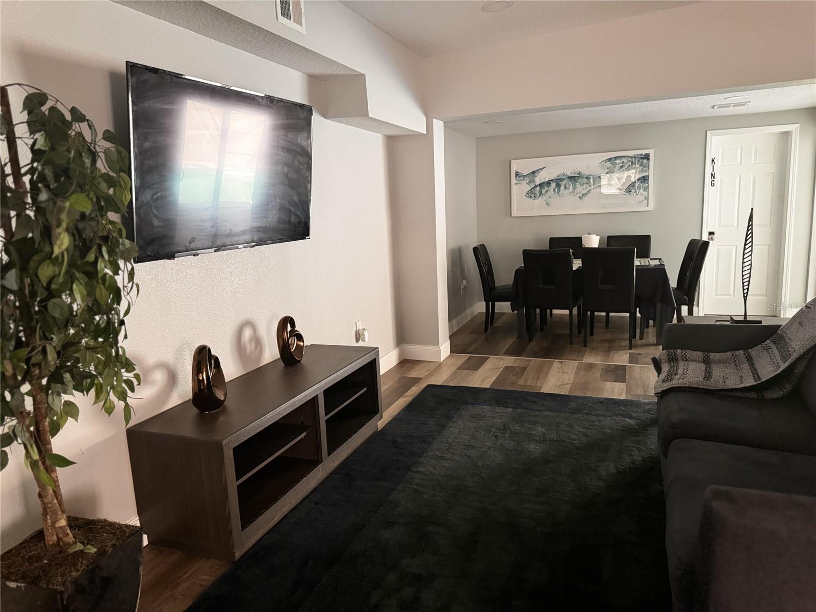 SOUTH PINECREST 3RD ADD - Residential