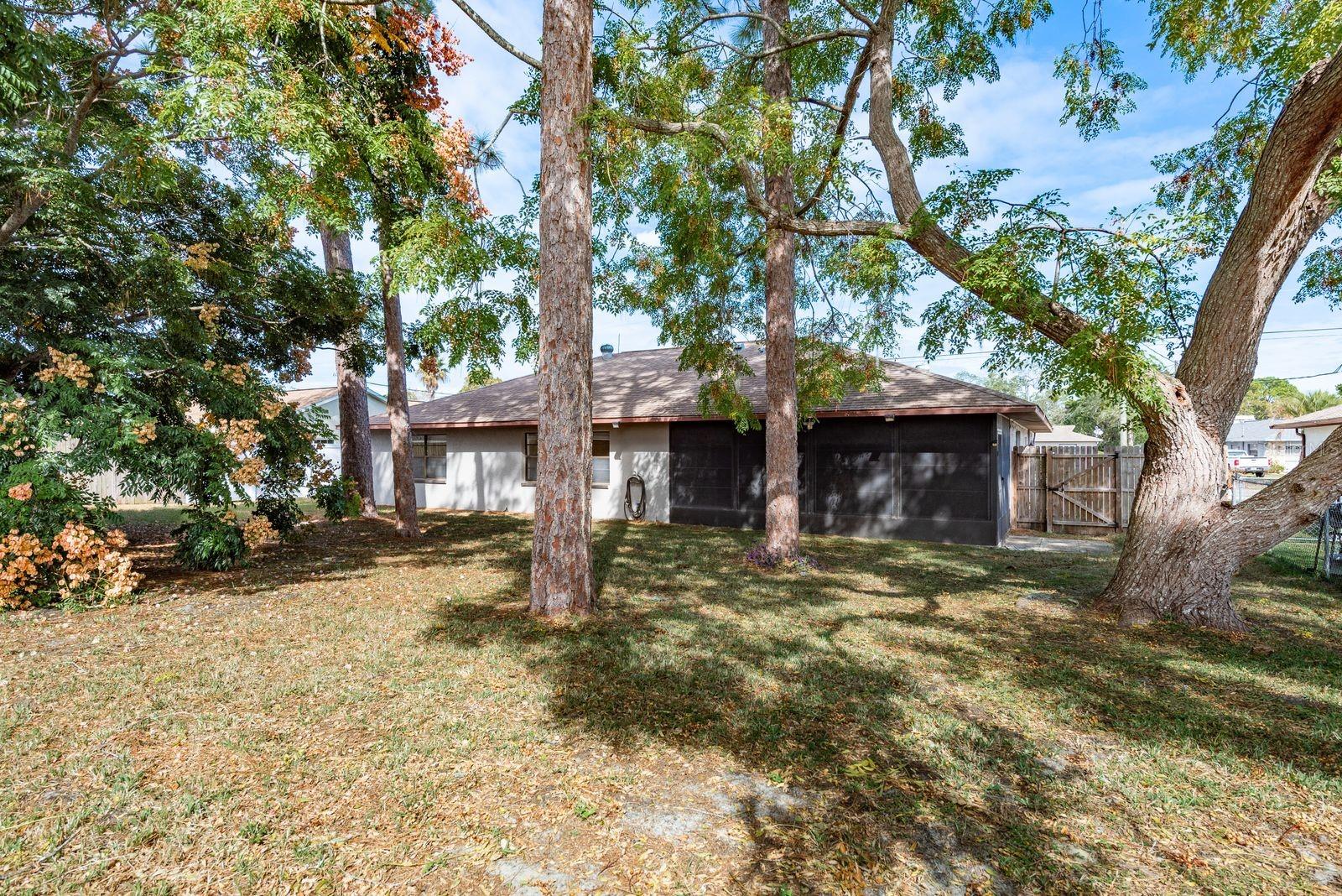 SPRING HILL - Residential