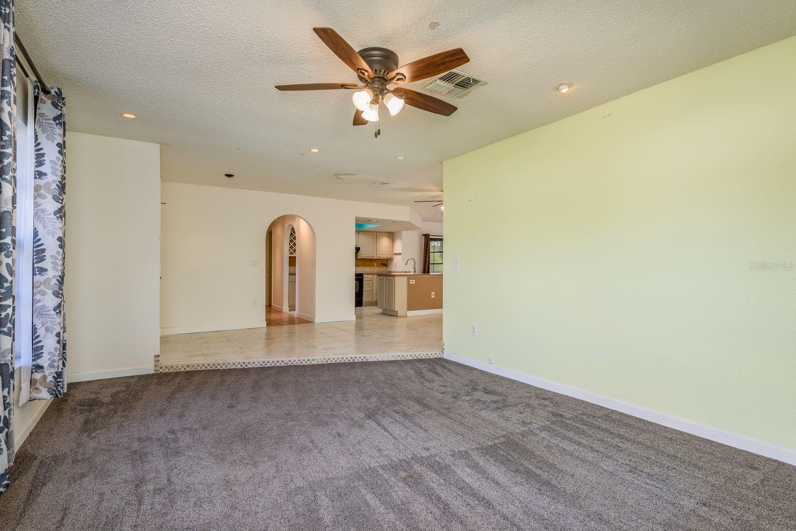 SPRING HILL - Residential