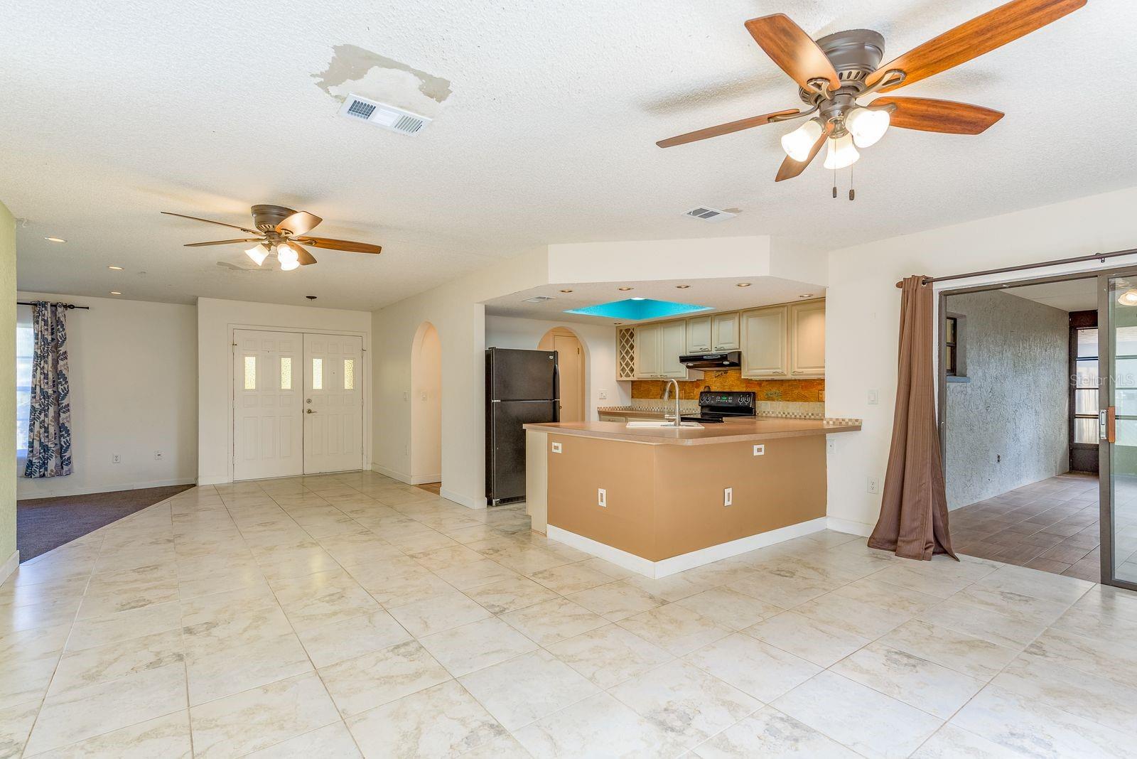 SPRING HILL - Residential