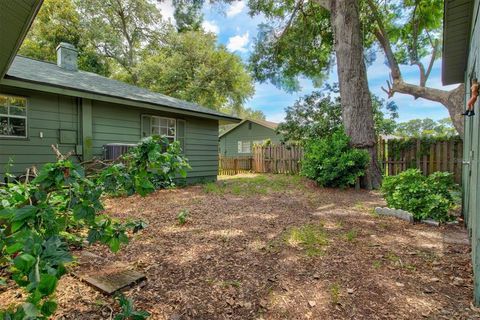 A home in SARASOTA