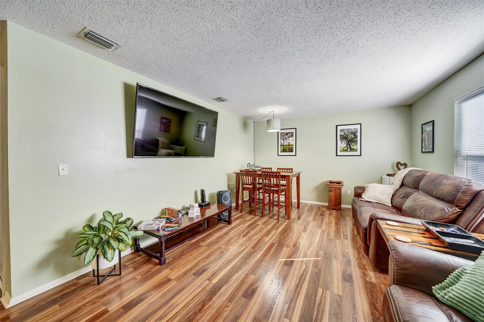 ASHLEY LAKES - Residential