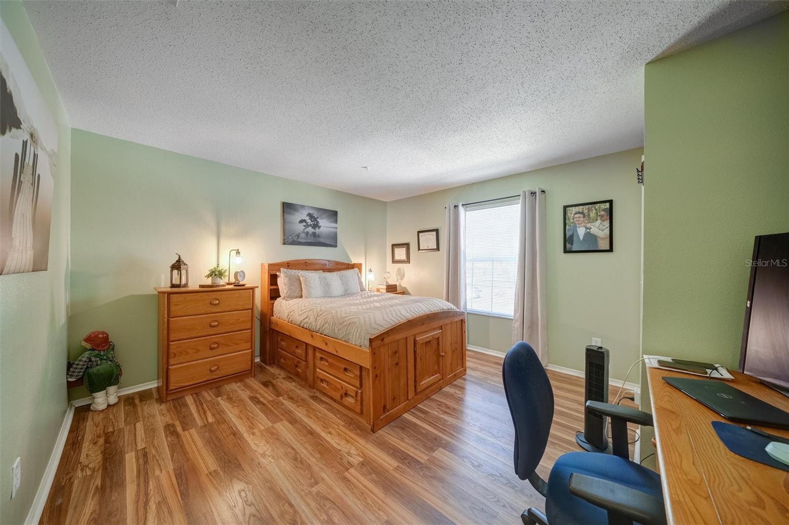 ASHLEY LAKES - Residential