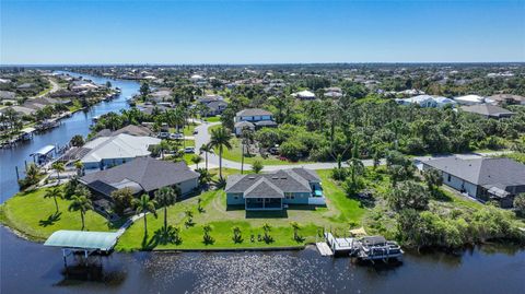 A home in PORT CHARLOTTE