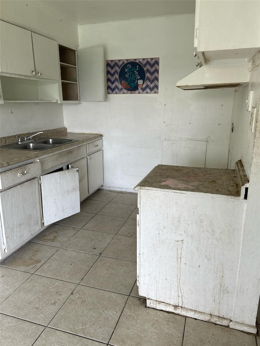 MERRITT APT SITES - Residential