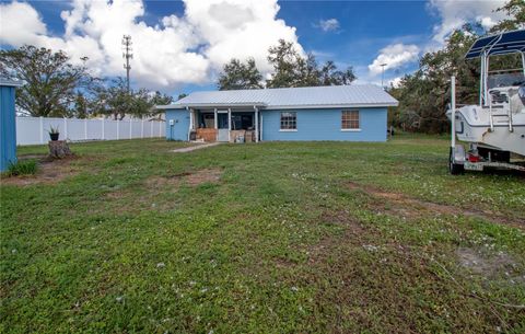 A home in PALMETTO