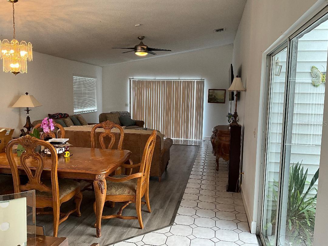 942 MALDEN COURT