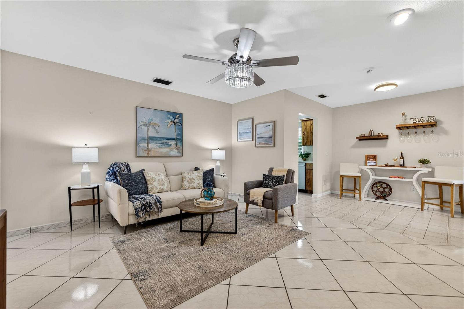 GLEN LAKES BRODERICK - Residential