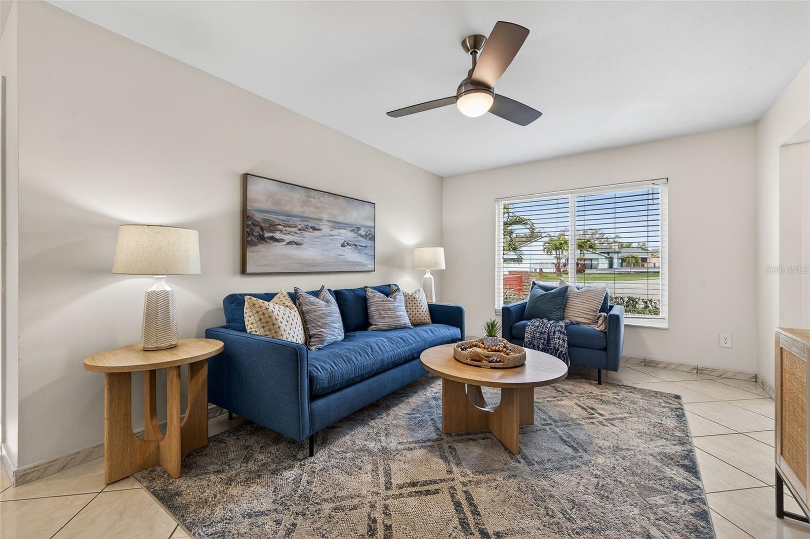 GLEN LAKES BRODERICK - Residential