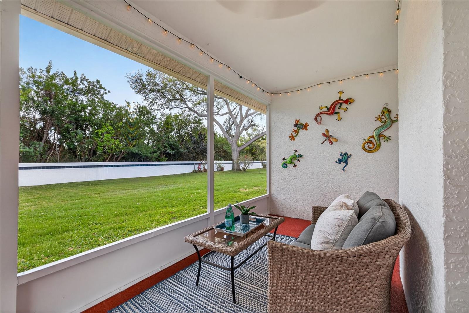 GLEN LAKES BRODERICK - Residential