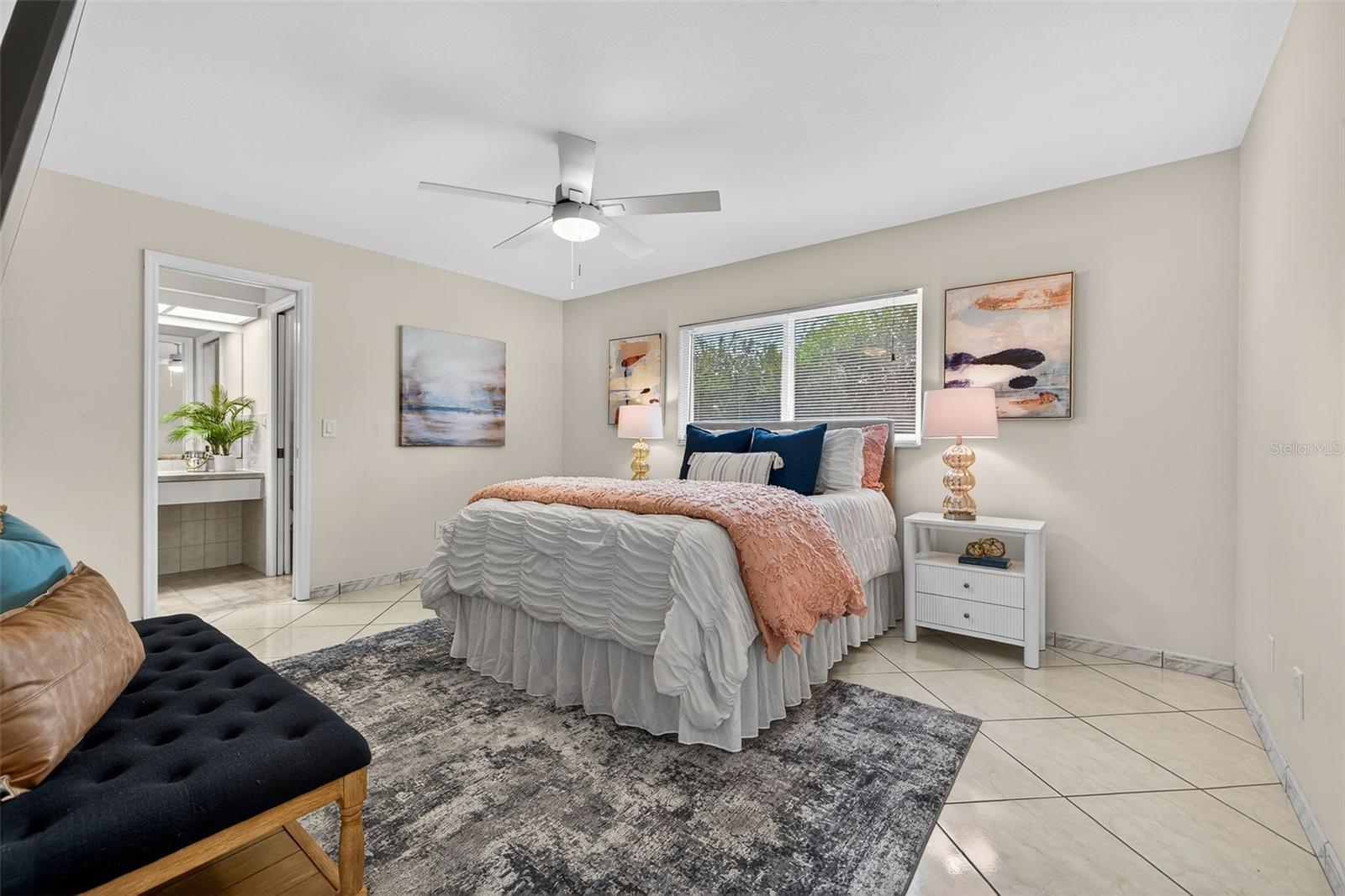 GLEN LAKES BRODERICK - Residential