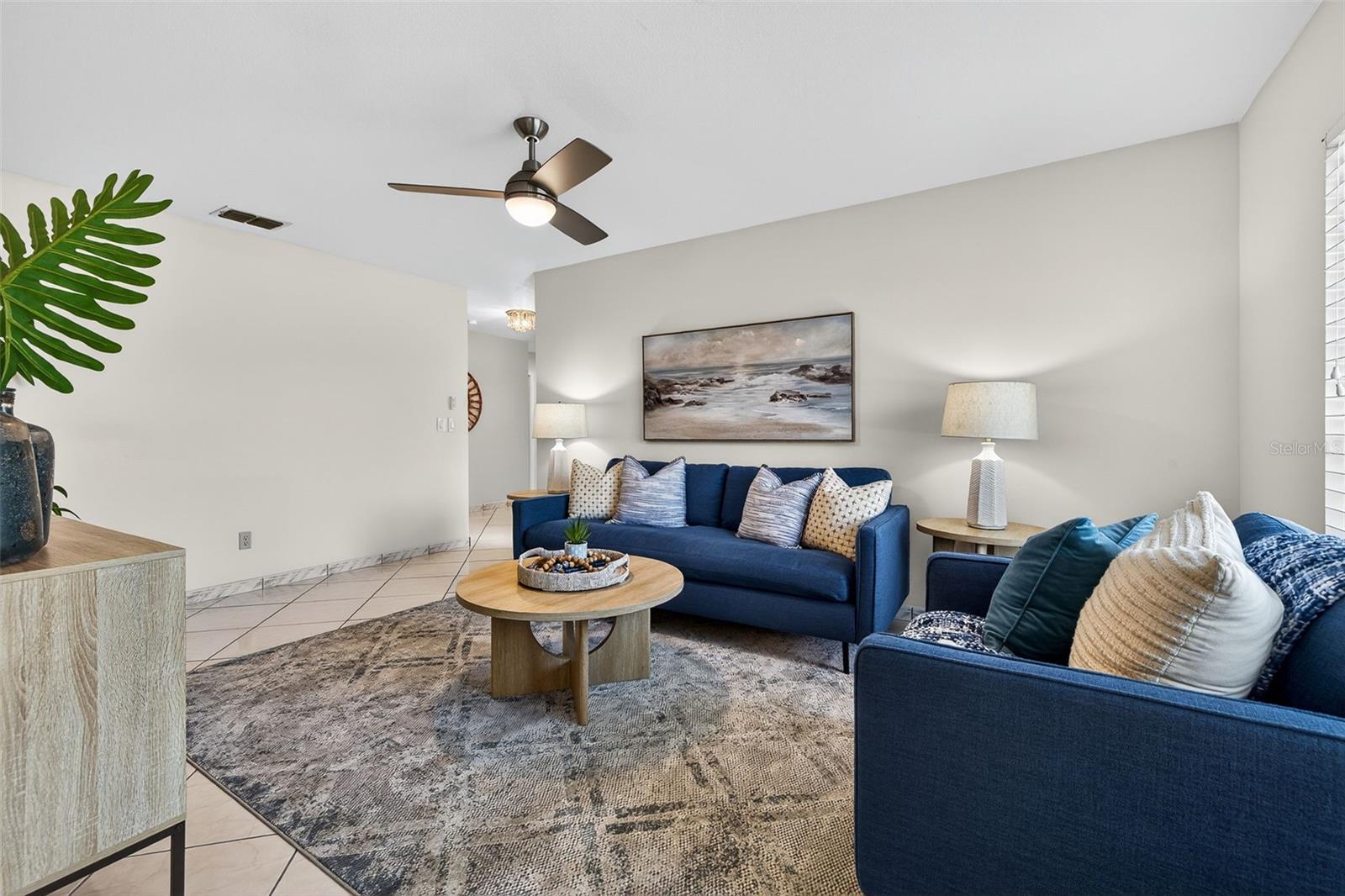 GLEN LAKES BRODERICK - Residential