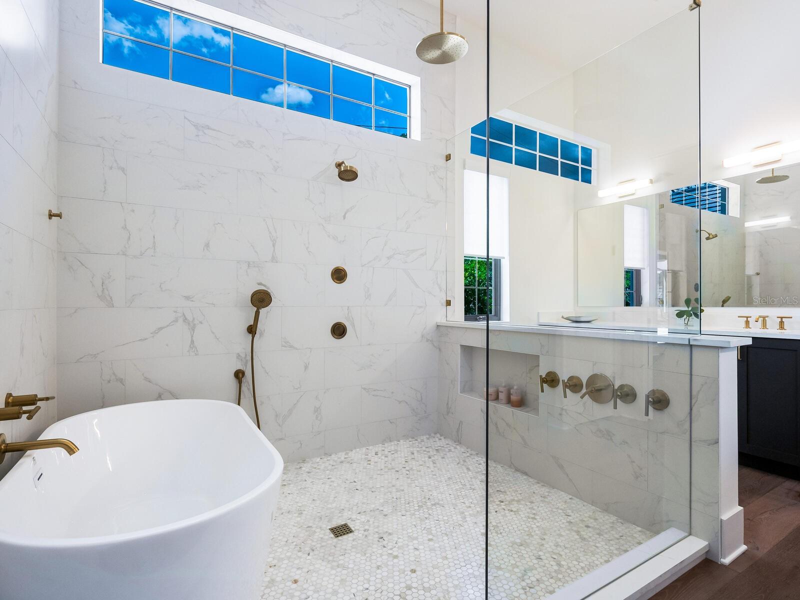 CHEROKEE LODGE - Residential