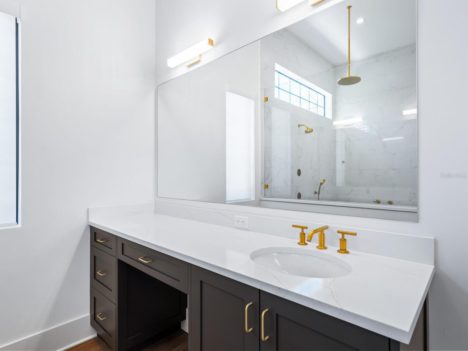 CHEROKEE LODGE - Residential