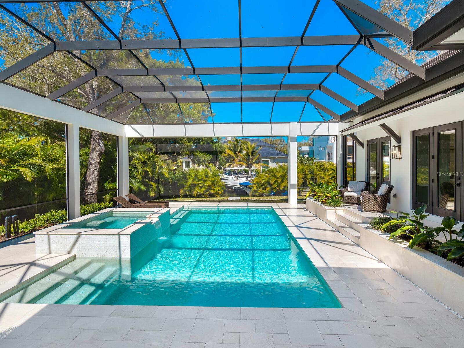 CHEROKEE LODGE - Residential