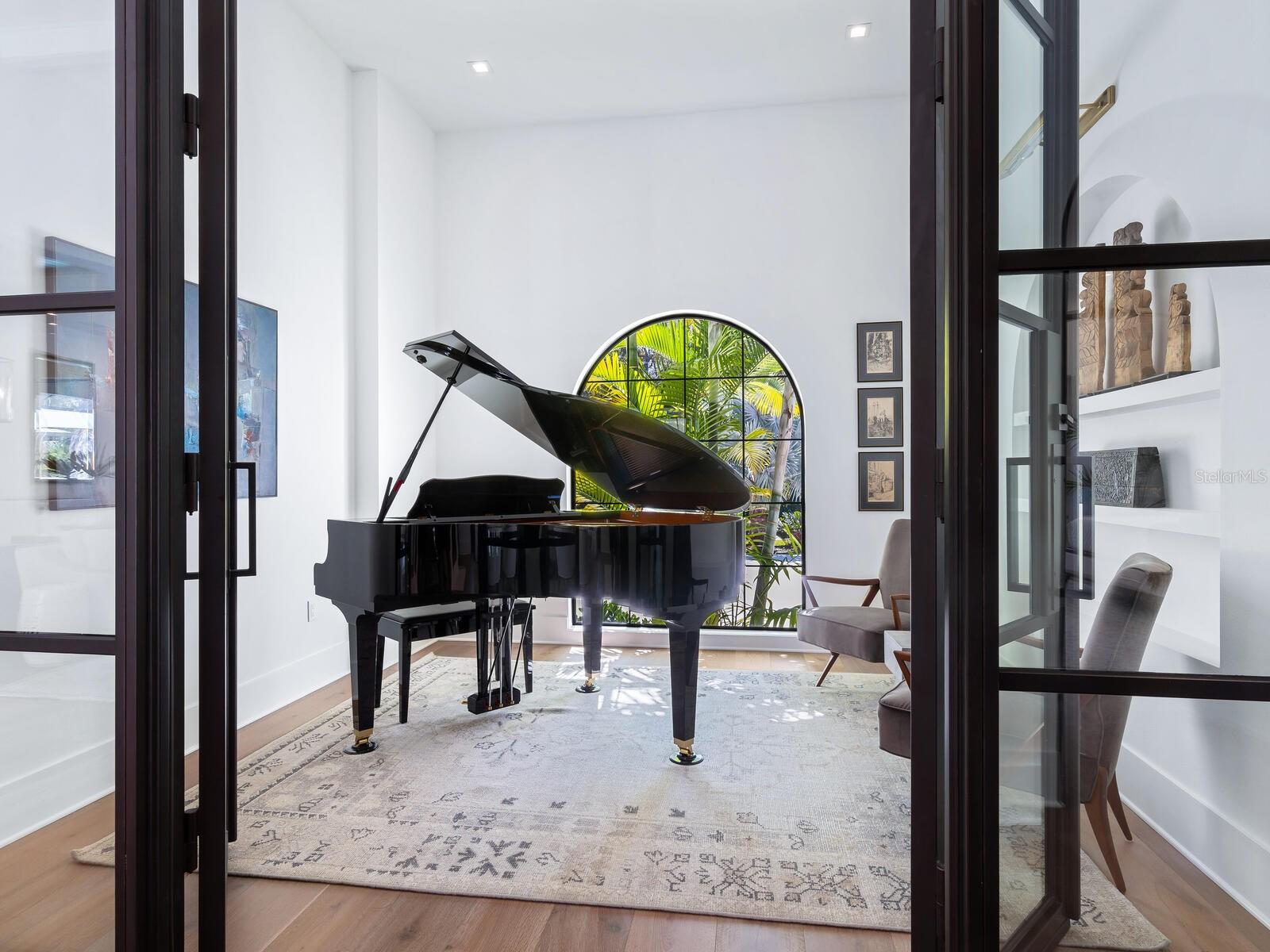 CHEROKEE LODGE - Residential