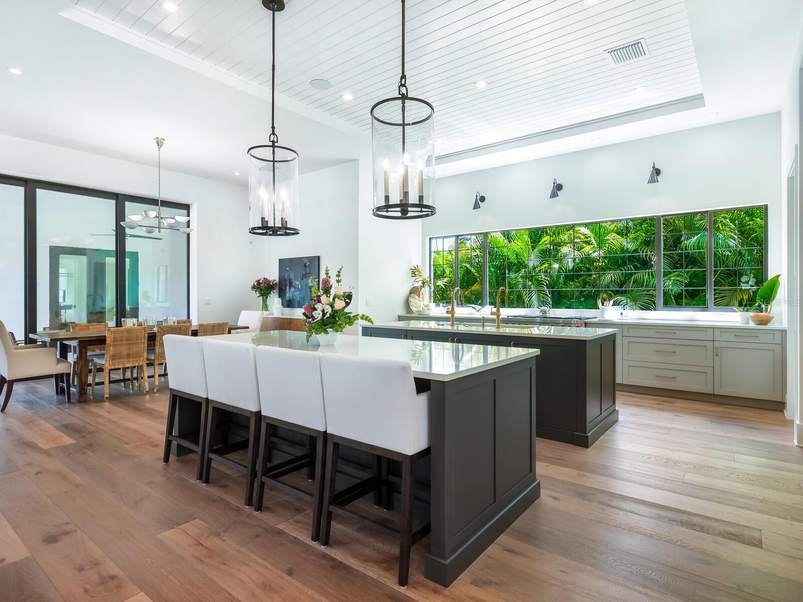 CHEROKEE LODGE - Residential