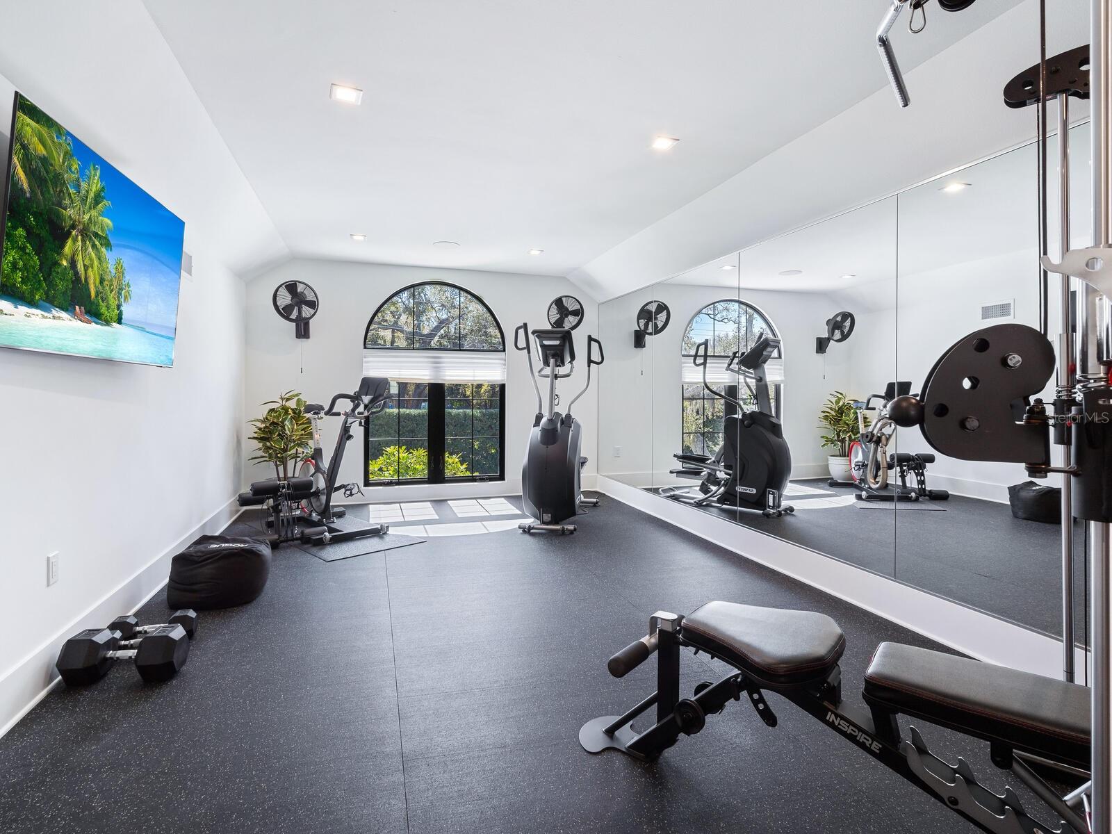 CHEROKEE LODGE - Residential