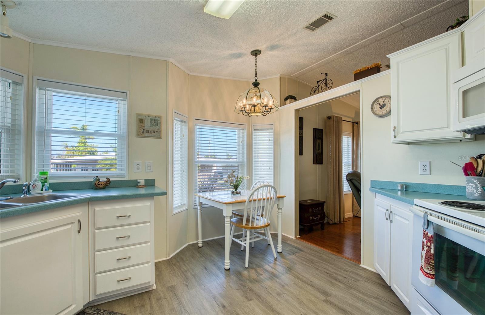 BAY ARISTOCRAT VILLAGE MOBILE HOME PARK UNREC - Residential