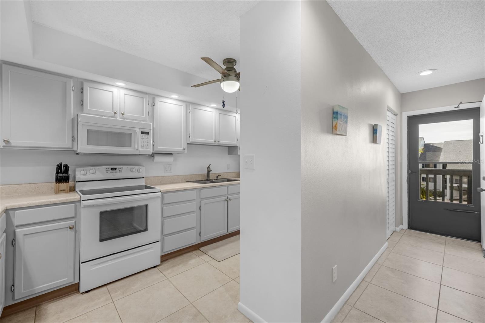 BAHIA DEL SOL II A CONDO - Residential