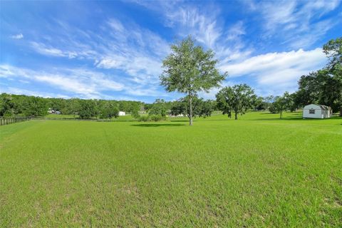 Tiny photo for 35405 Stagecoach Trail, Eustis, FL 32736 (MLS # O6422884)