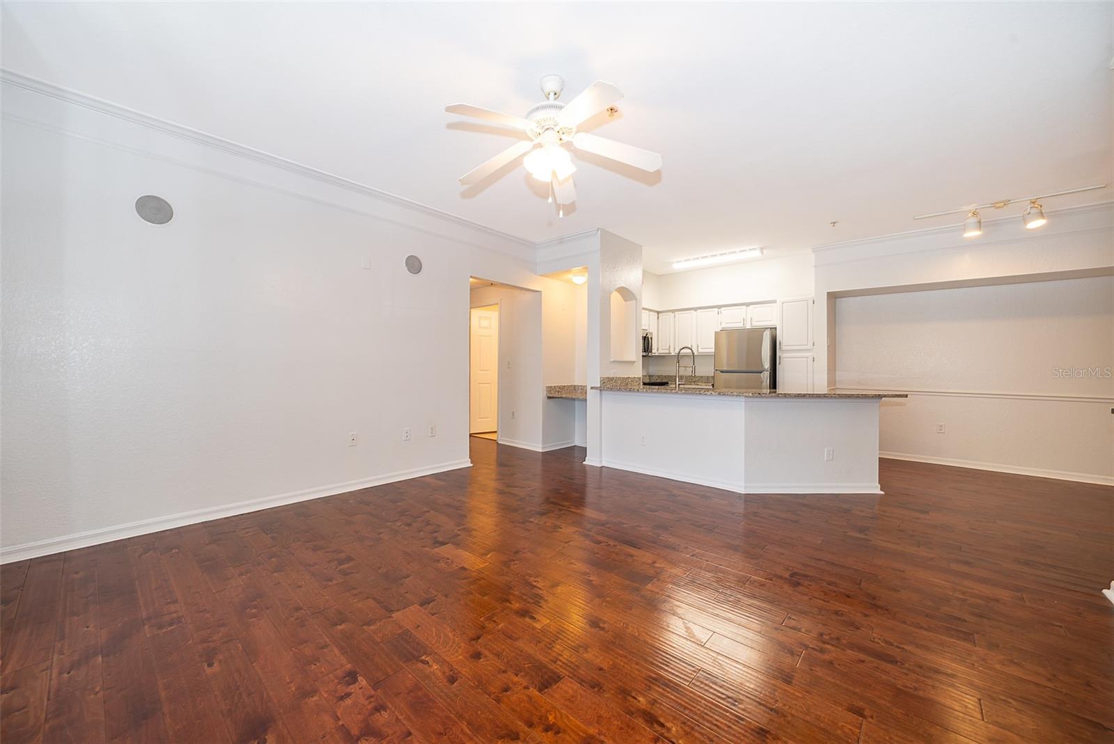 HAMPTONS/METROWEST - Residential