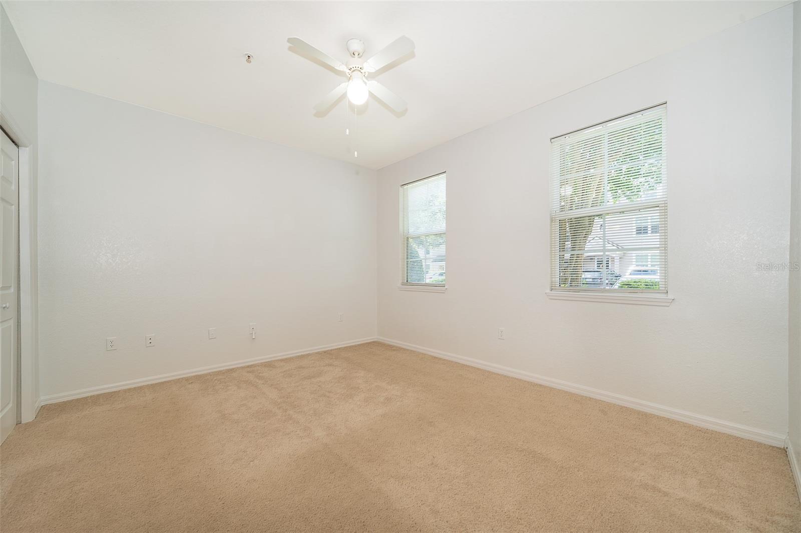 HAMPTONS/METROWEST - Residential