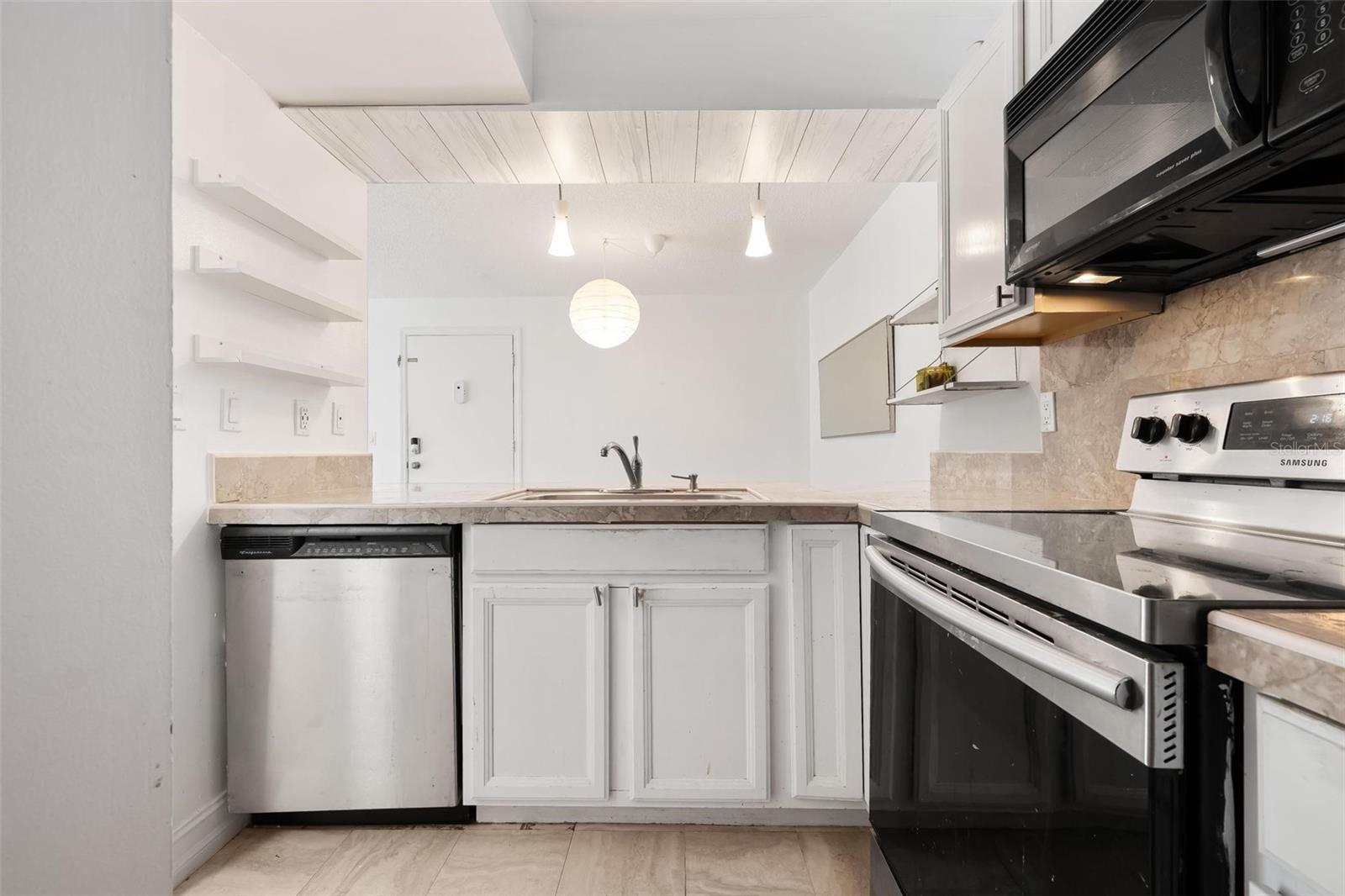 VILLAGE BROOKE SEC 2 - Residential Lease
