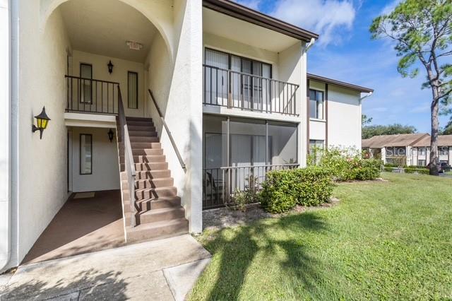 2522 PINE RIDGE WAY S D2