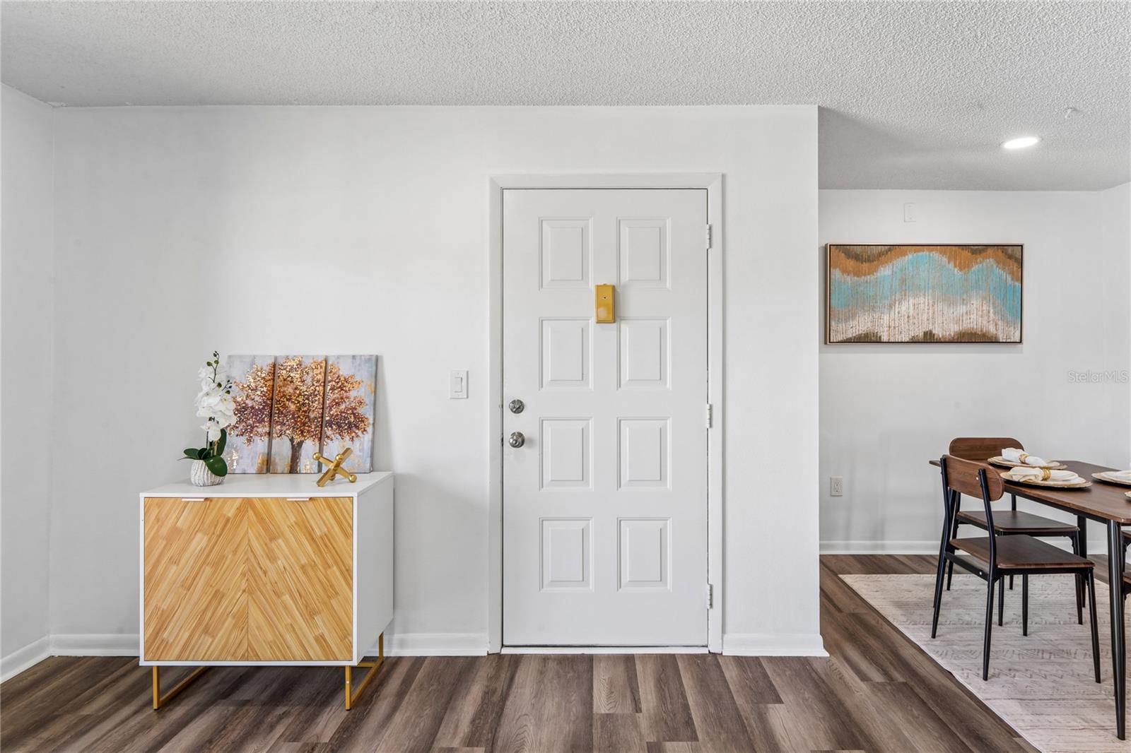 2522 PINE RIDGE WAY S D2