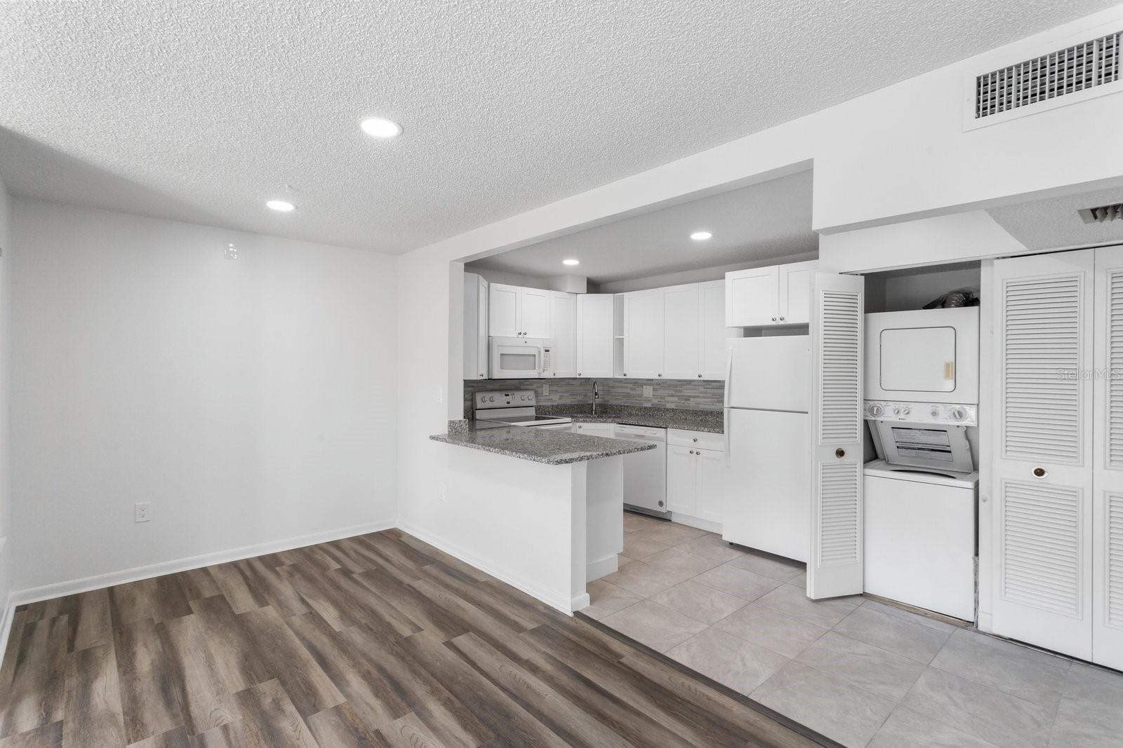 PINE RIDGE AT PALM HARBOR - Residential