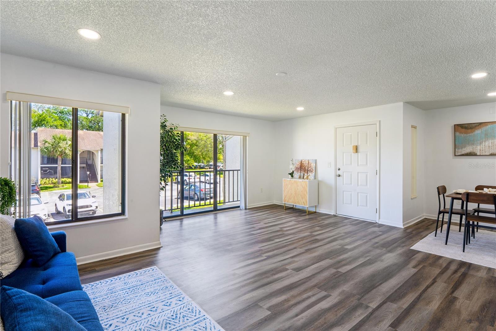 2522 PINE RIDGE WAY S D2