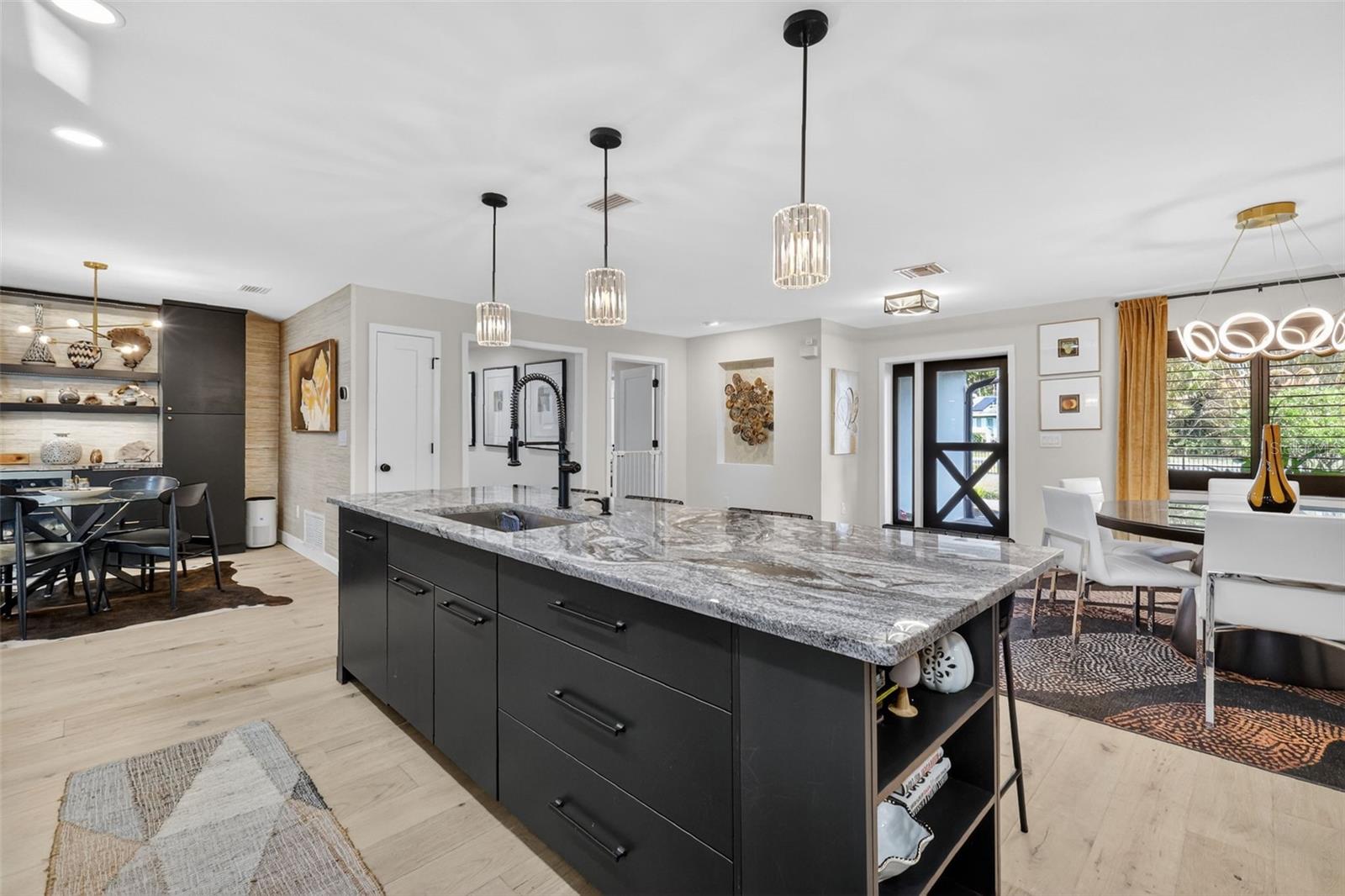 LAKE DORA OAKS - Residential