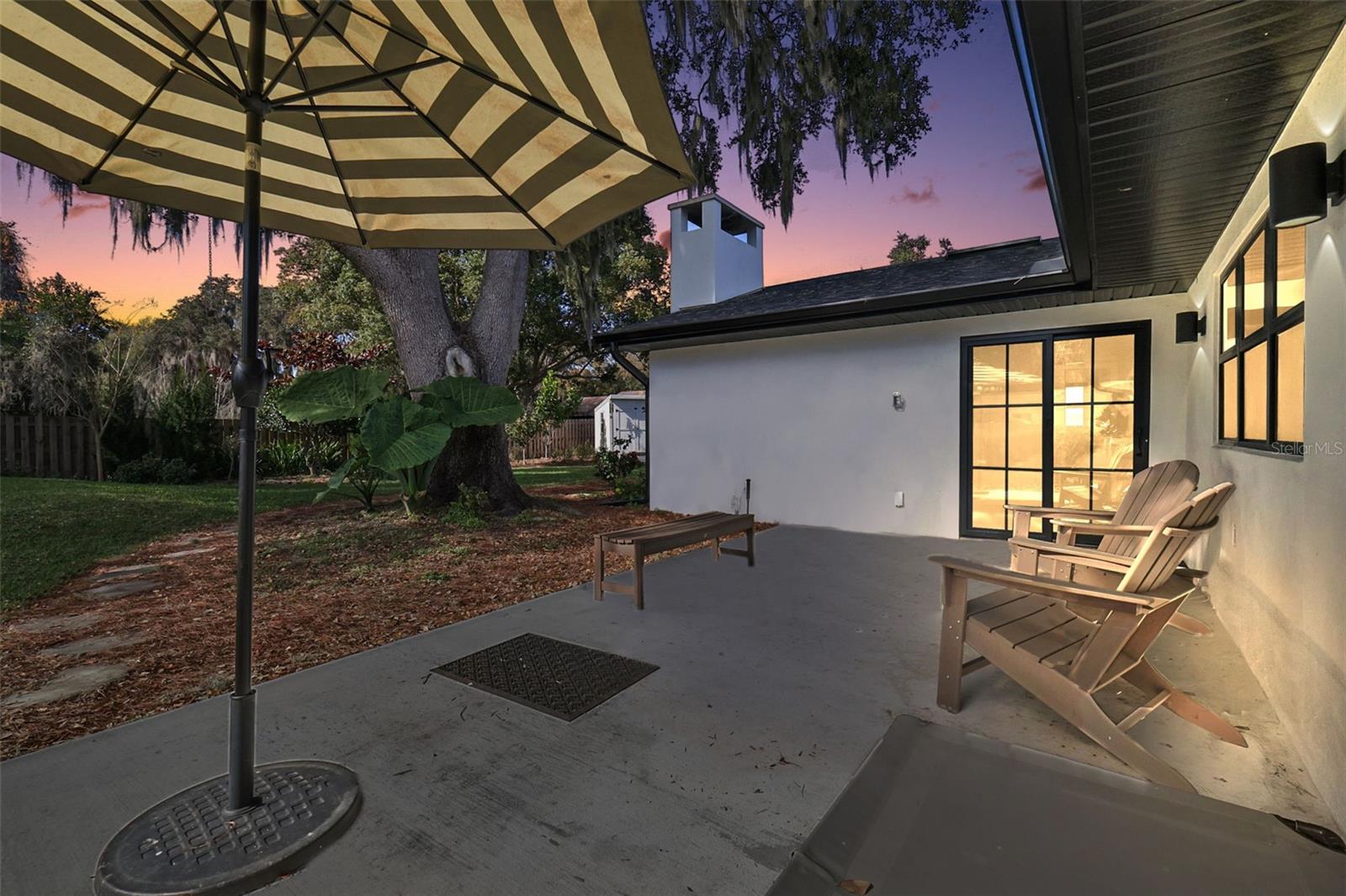 LAKE DORA OAKS - Residential