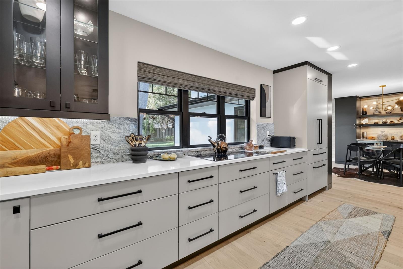 LAKE DORA OAKS - Residential