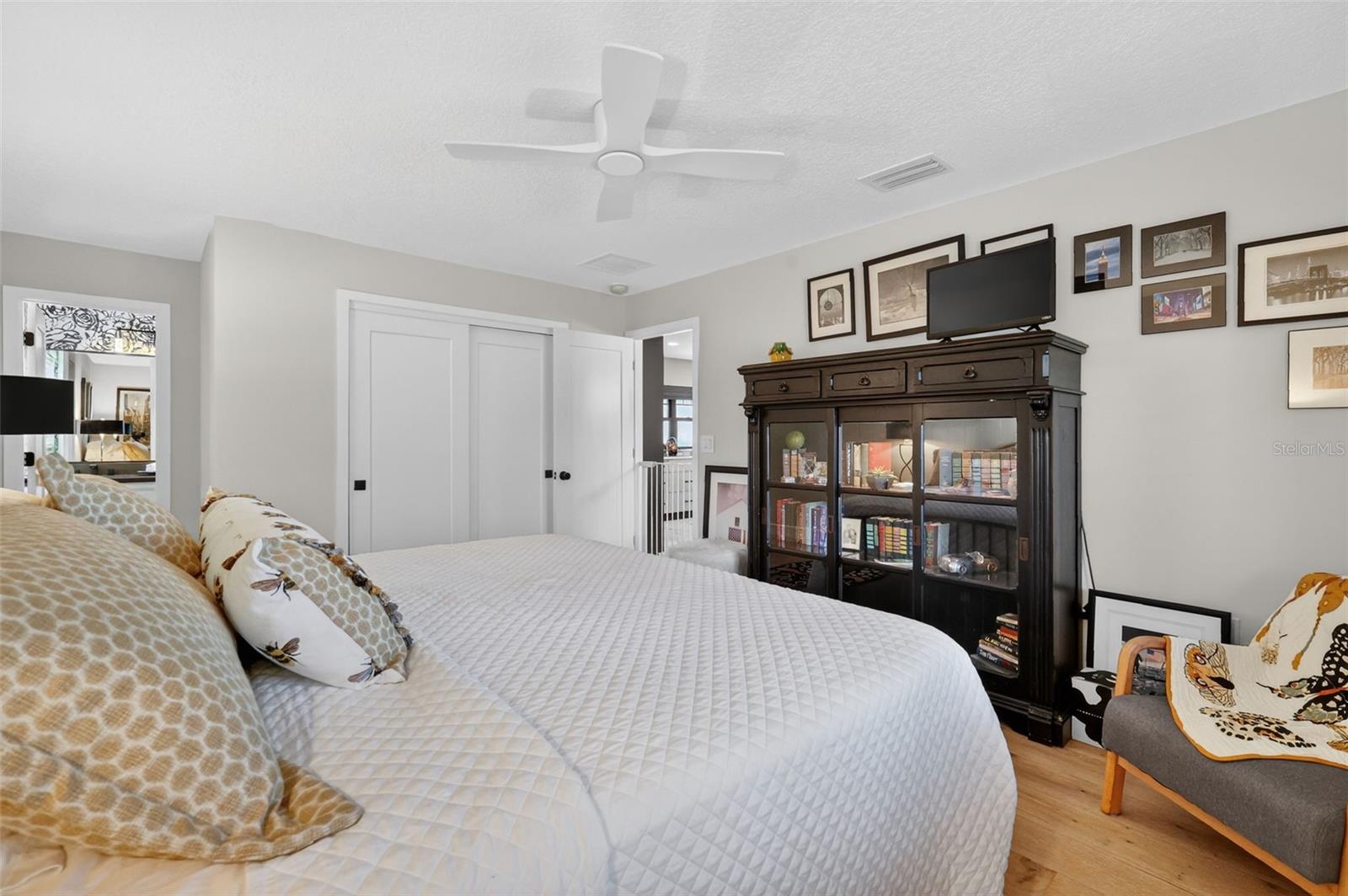 LAKE DORA OAKS - Residential