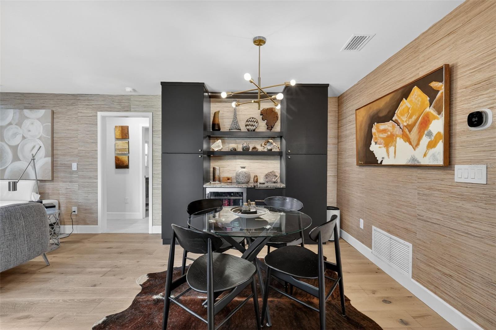 LAKE DORA OAKS - Residential