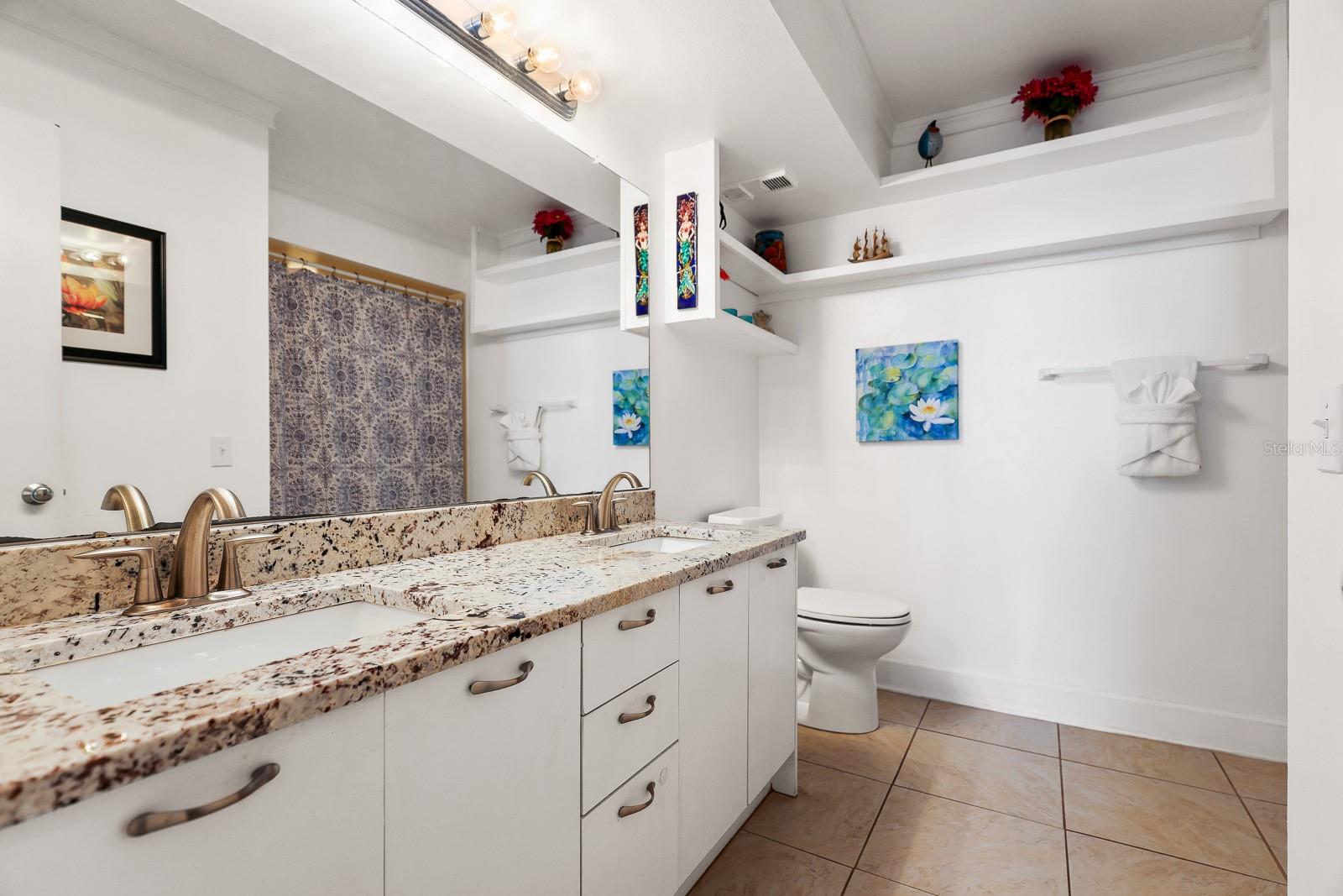 BAHIA VISTA - Residential