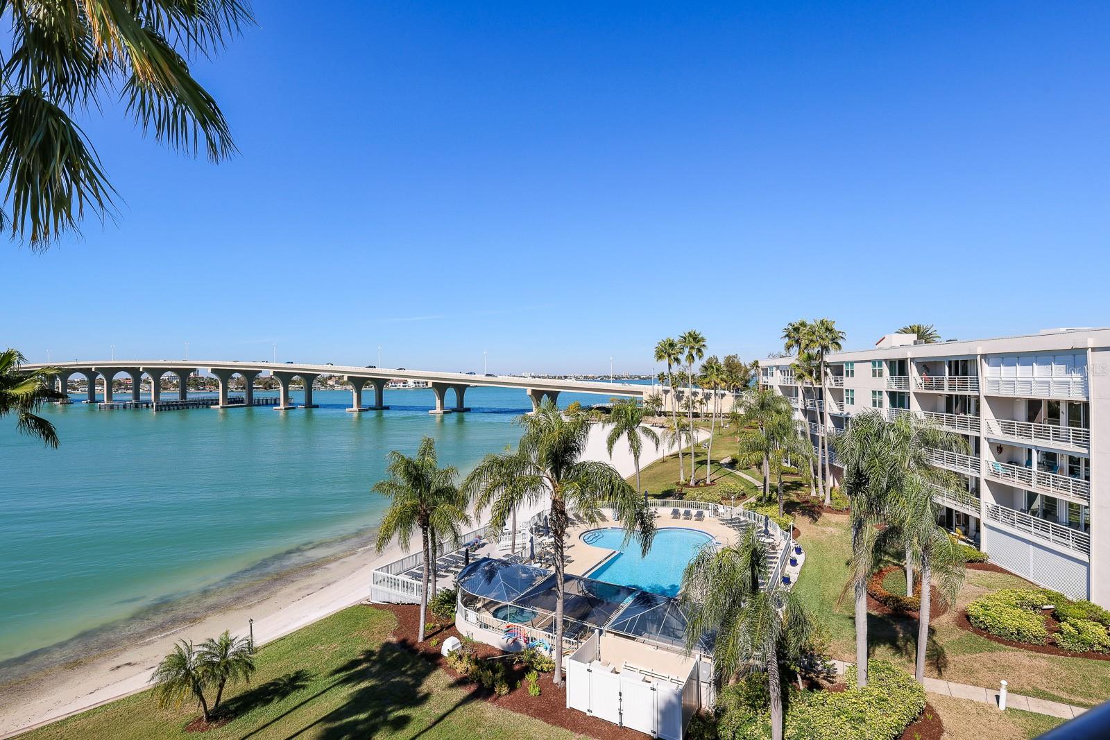 BAHIA VISTA - Residential