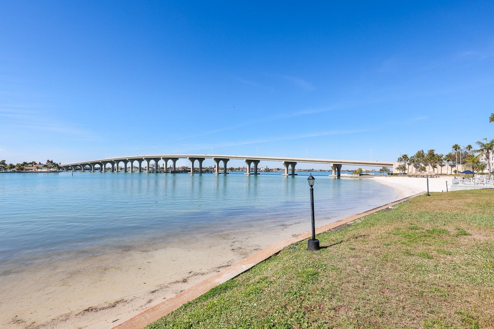 BAHIA VISTA - Residential