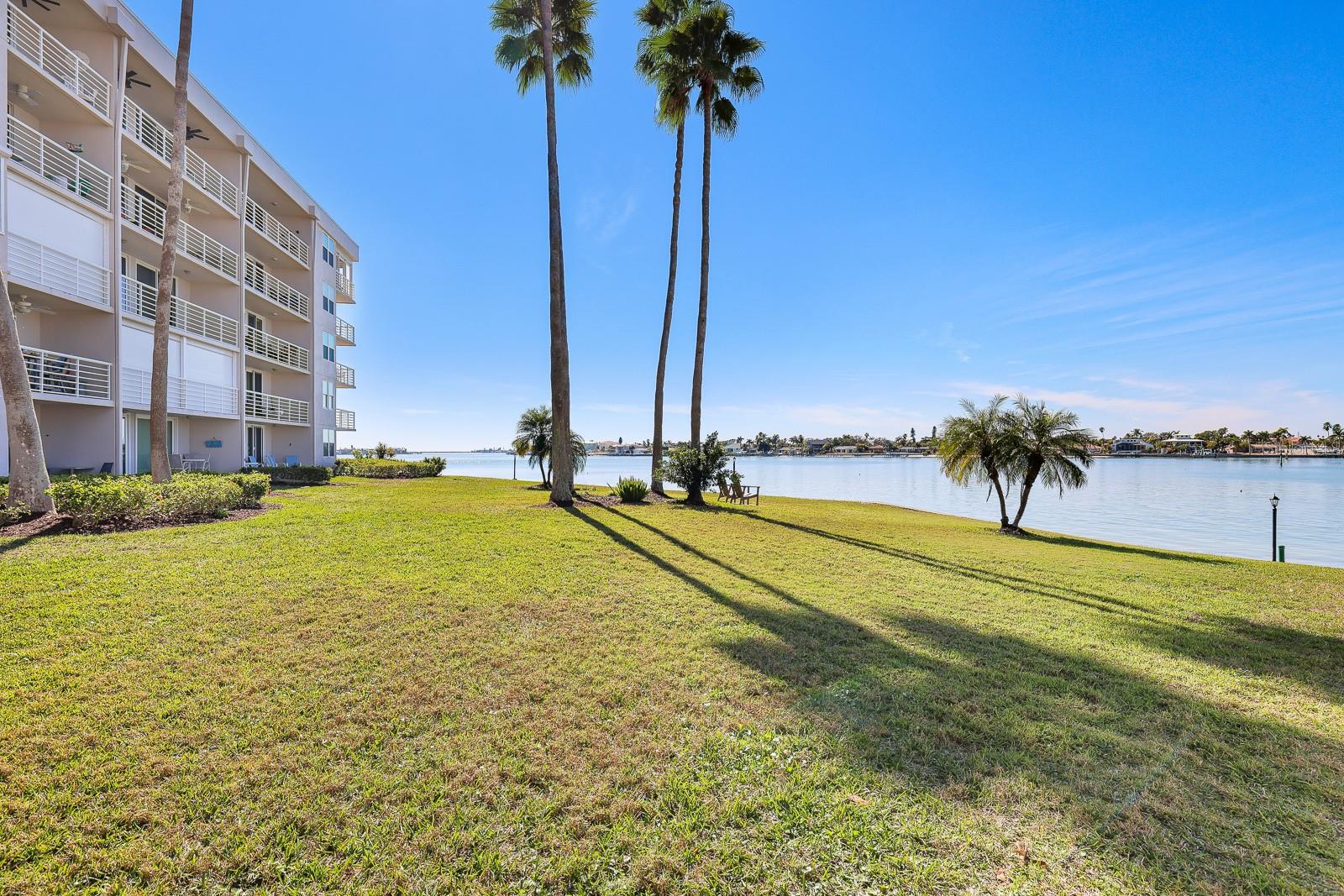 BAHIA VISTA - Residential