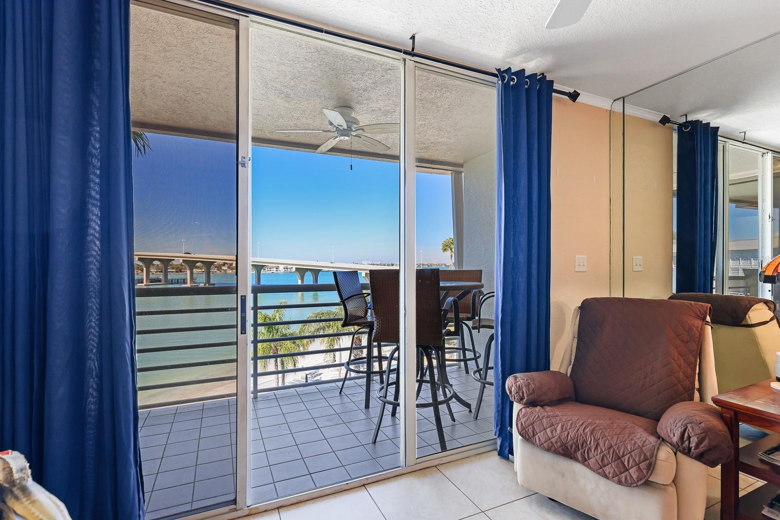 BAHIA VISTA - Residential