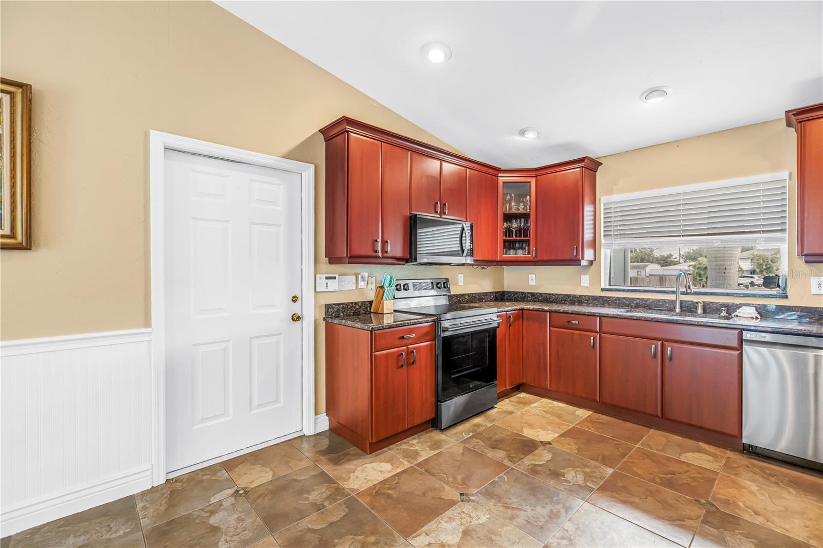 2206000; PALMETTO SKYWAY SECTION 1 - Residential