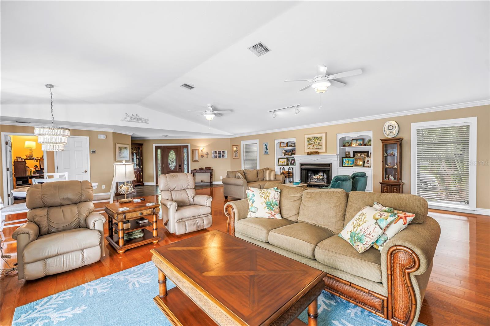 2206000; PALMETTO SKYWAY SECTION 1 - Residential