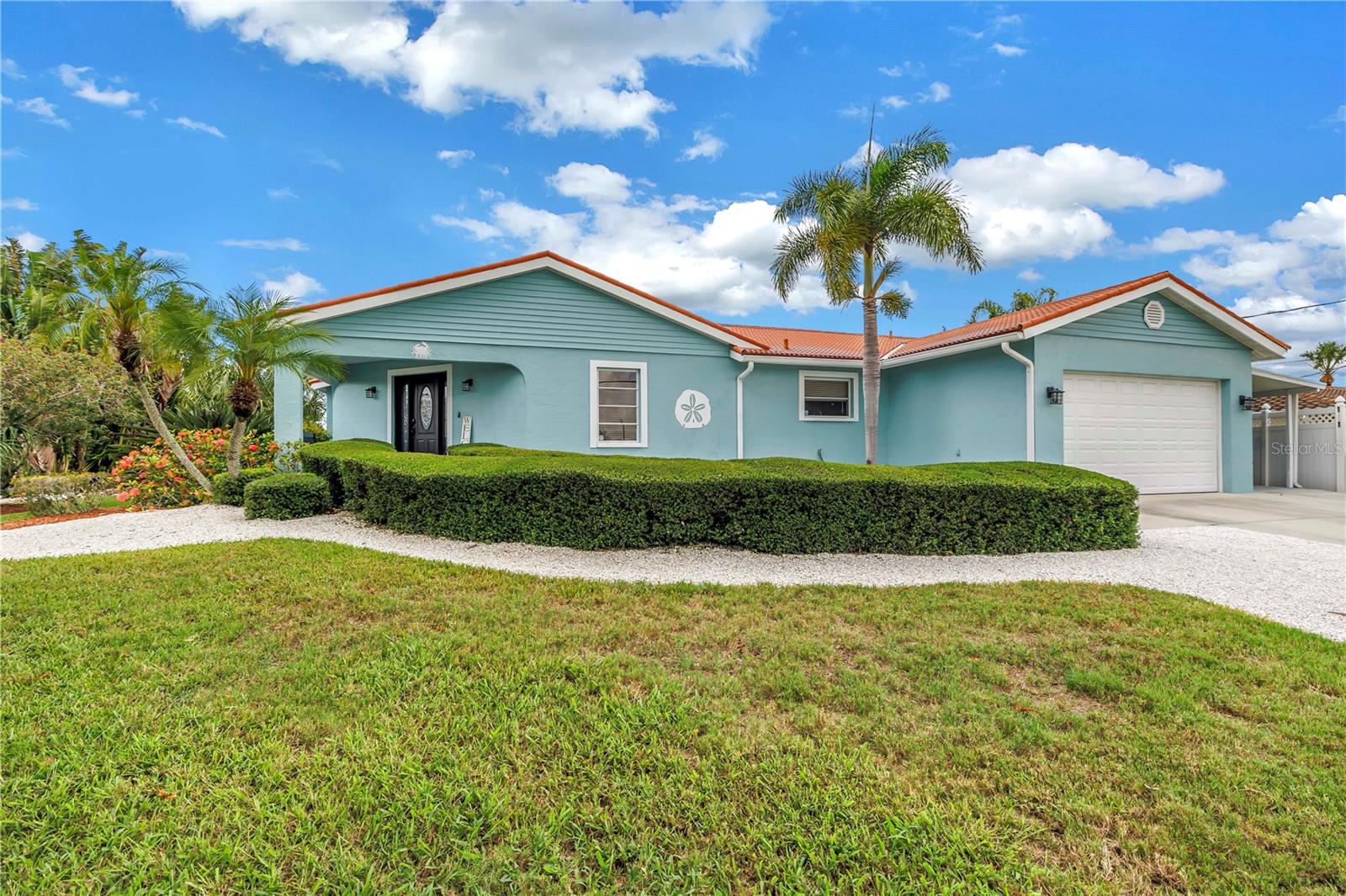 4911 PALMETTO POINT DRIVE