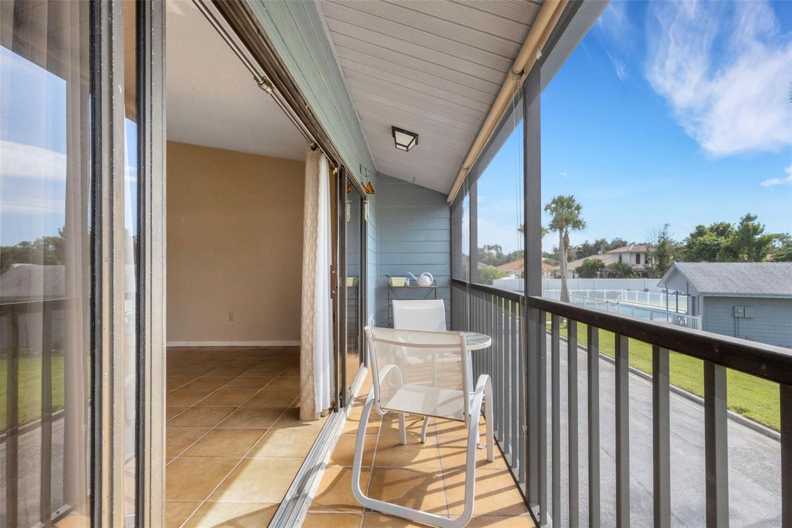 WEDGEWOOD COMMONS - Residential