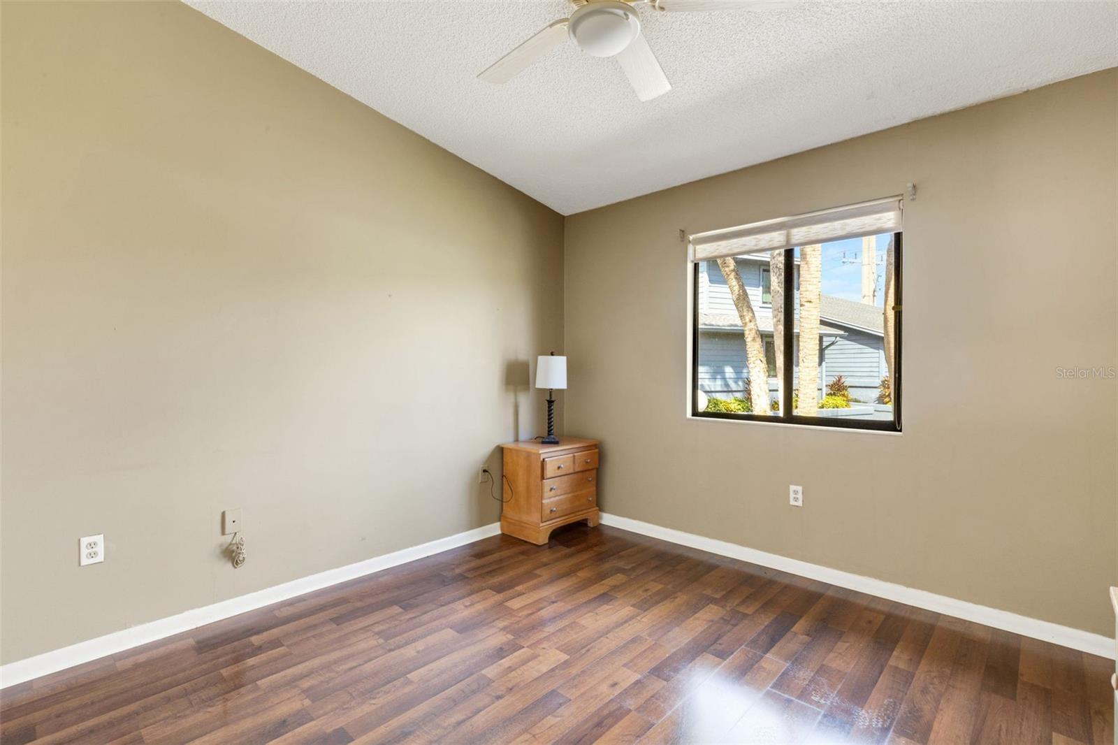 WEDGEWOOD COMMONS - Residential